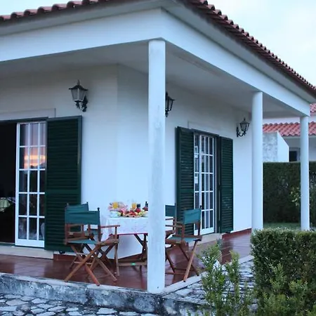 Casa vacanze Surf Retreat Near Ericeira *