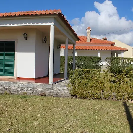 Casa vacanze Surf Retreat Near Ericeira *