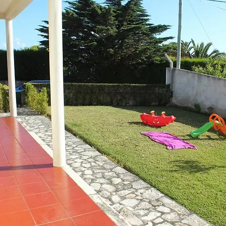 Casa vacanze Surf Retreat Near Ericeira *