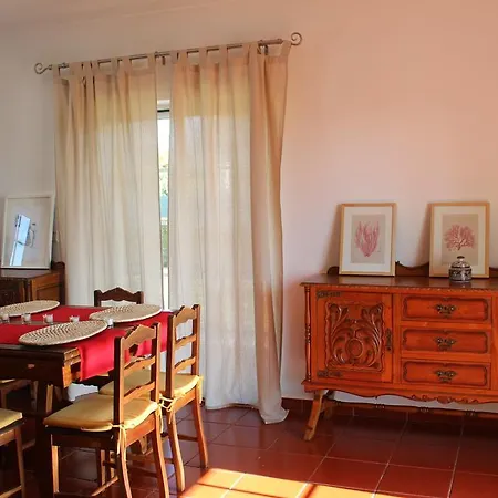 Surf Retreat Near Ericeira Mafra