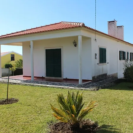 Casa vacanze Surf Retreat Near Ericeira